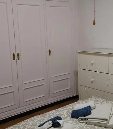 Apartamento En Triana Junto Al Puente *